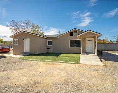 4330 Pacific - Photo Thumbnail 5