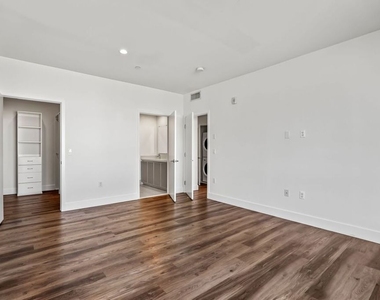 850 Wilcox - Photo Thumbnail 7