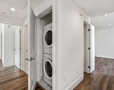 850 Wilcox - Photo Thumbnail 14