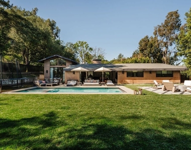 15490 Milldale Drive - Photo Thumbnail 12