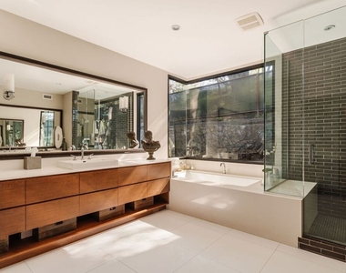 15490 Milldale Drive - Photo Thumbnail 8