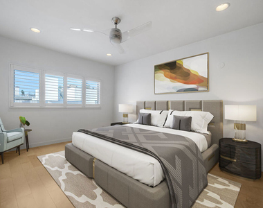 8550 Holloway Drive - Photo Thumbnail 18