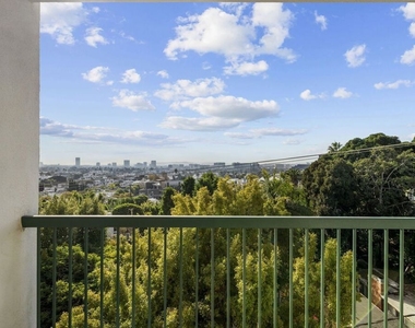8550 Holloway Drive - Photo Thumbnail 1