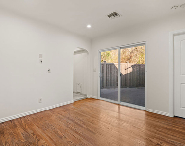 4530 Bakman Avenue - Photo Thumbnail 6