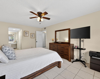 950 S Kanner Highway - Photo Thumbnail 15