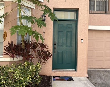 1910 Belmont Place - Photo Thumbnail 1