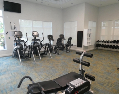 600 S Dixie Highway - Photo Thumbnail 24