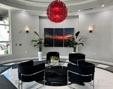 600 S Dixie Highway - Photo Thumbnail 18