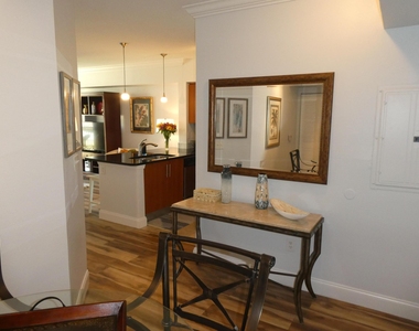 600 S Dixie Highway - Photo Thumbnail 17