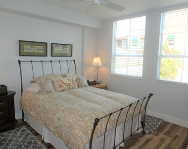 600 S Dixie Highway - Photo Thumbnail 10