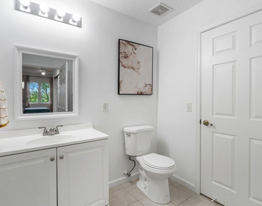 1209 Main Street - Photo Thumbnail 13