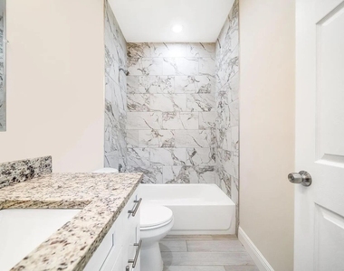 2714 Nokomis Avenue - Photo Thumbnail 17
