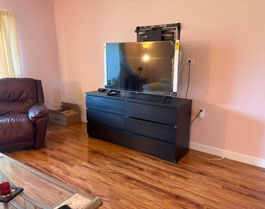 4602 Martinique Way - Photo Thumbnail 19