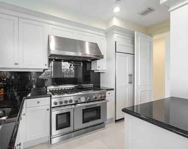 3000 S Ocean Boulevard - Photo Thumbnail 10