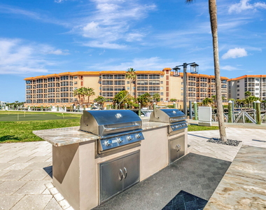 2871 N Ocean Boulevard - Photo Thumbnail 39