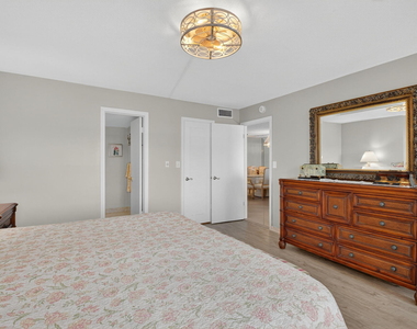 2871 N Ocean Boulevard - Photo Thumbnail 20