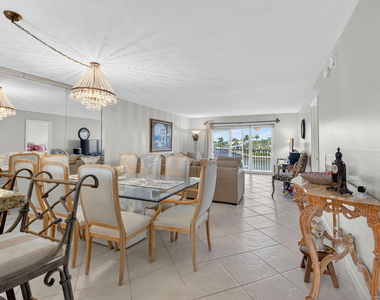 2871 N Ocean Boulevard - Photo Thumbnail 5