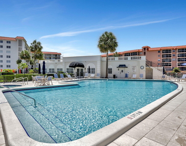 2871 N Ocean Boulevard - Photo Thumbnail 29
