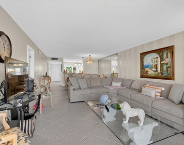 2871 N Ocean Boulevard - Photo Thumbnail 10