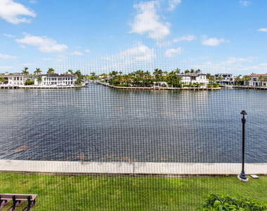 2871 N Ocean Boulevard - Photo Thumbnail 25