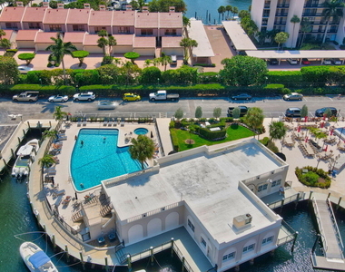 2871 N Ocean Boulevard - Photo Thumbnail 28