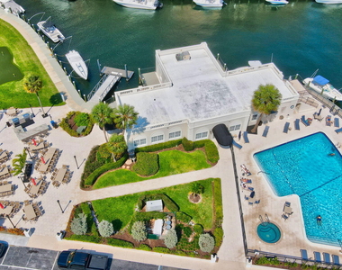 2871 N Ocean Boulevard - Photo Thumbnail 32