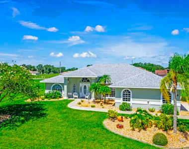 424 Holly Drive - Photo Thumbnail 2