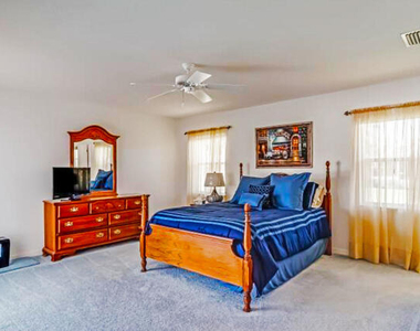 424 Holly Drive - Photo Thumbnail 16