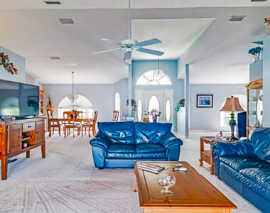 424 Holly Drive - Photo Thumbnail 11