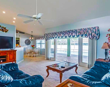 424 Holly Drive - Photo Thumbnail 10