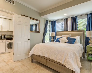 11842 Pebblewood Drive - Photo Thumbnail 3