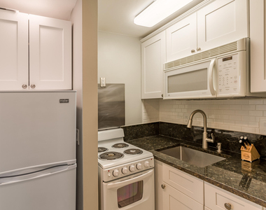 11842 Pebblewood Drive - Photo Thumbnail 8