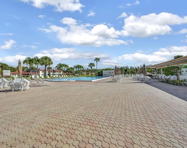 203 Lake Carol Drive - Photo Thumbnail 24