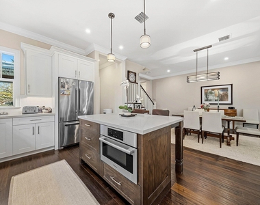 120 Grove Way - Photo Thumbnail 12