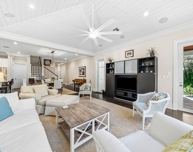 120 Grove Way - Photo Thumbnail 17