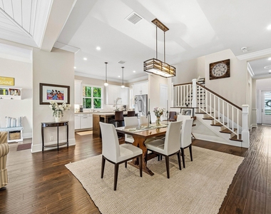 120 Grove Way - Photo Thumbnail 8