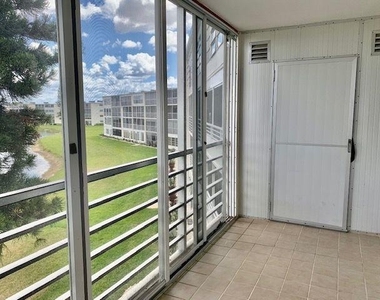 3063 Ainslie D - Photo Thumbnail 10
