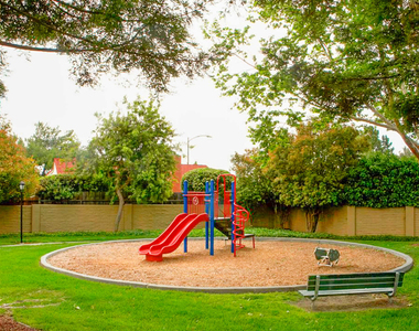 5322 Wong Drive - Photo Thumbnail 17