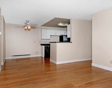 5322 Wong Drive - Photo Thumbnail 4