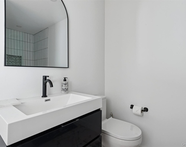 10 Hampton Street - Photo Thumbnail 16