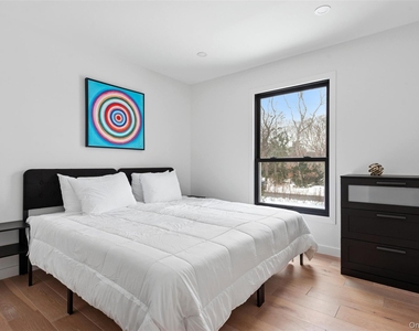 10 Hampton Street - Photo Thumbnail 12