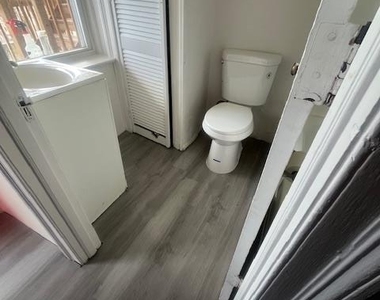 30 E Main Street - Photo Thumbnail 5