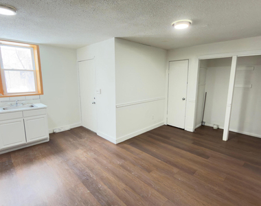3132 6th Avenue - Photo Thumbnail 2