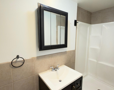 3132 6th Avenue - Photo Thumbnail 12