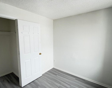 3132 6th Avenue - Photo Thumbnail 7