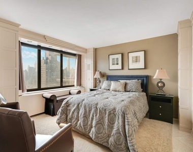 422 E 72nd Street - Photo Thumbnail 9