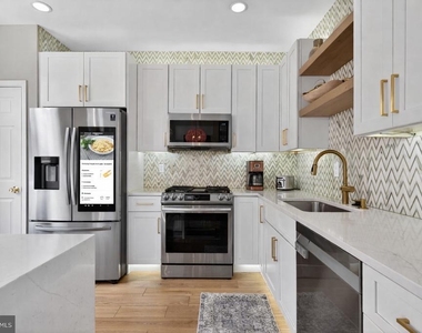 8713 Wadebrook Terrace - Photo Thumbnail 2