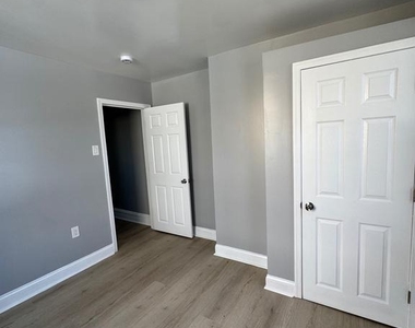 3346 N Smedley Street - Photo Thumbnail 20