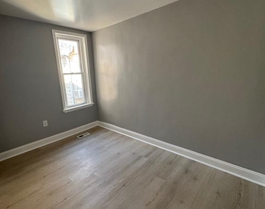 3346 N Smedley Street - Photo Thumbnail 21