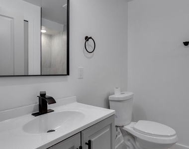 715 W Cumberland Street - Photo Thumbnail 15
